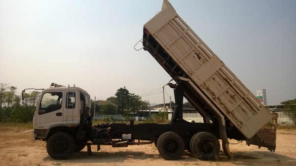 ขายถูก ISUZU DECA 270 hp 2 เพลา ดั้มพ์ KAC (รถห้างแท้ๆ) รถดี  พร้อมใช้งานเอกสารครบพร้อมโอนครับ(ราคาต่อลองได้)