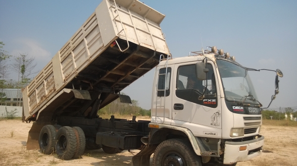 ขายถูก ISUZU DECA 270 hp 2 เพลา ดั้มพ์ KAC (รถห้างแท้ๆ) รถดี  พร้อมใช้งานเอกสารครบพร้อมโอนครับ(ราคาต่อลองได้)