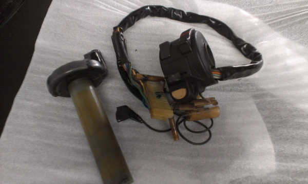 สวิทแฮนด์ซ้าย และประกับเร่ง MTX สวิทแฮนด์ซ้าย และประกับเร่ง MTX