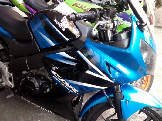 ขาย HONDA CBR 150 R ปี 52 สภาพเดิมๆ เล่มพร้อมโอน