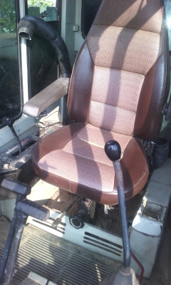 ขายด่วนรถเเบ็กโฮKOMATSU_Pc60รุ่น6รถสวยเครื่องดีใช้งานได้13637โชโมง