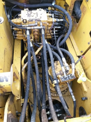 ขายด่วนKOMATSU PC200-8 2900ชม.เอกสารเล่มทะเบียนราคาเบาๆโทร0843923995