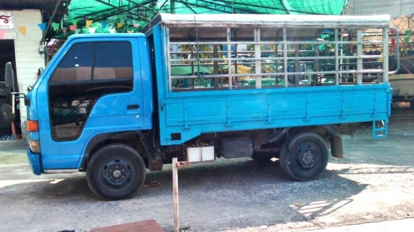 Isuzu ตาหวาน ปี2005 มือเดียว เครื่องแน่นคัดชีสวยไม่ติดเวลาสนใจสอบถามใด้