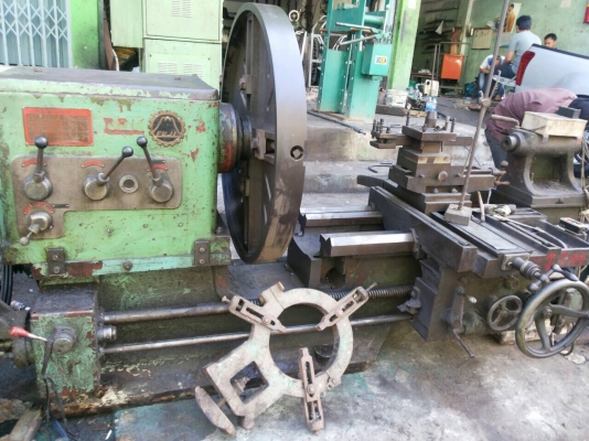 ขายเครื่องกลึง6ฟุตหนักของญี่ปุ่นยี้ห้อFujiเหวี่ยงได้1.4เมตรหัวจับ40นี้วครับ