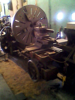 ขายเครื่องกลึง6ฟุตหนักของญี่ปุ่นยี้ห้อFujiเหวี่ยงได้1.4เมตรหัวจับ40นี้วครับ