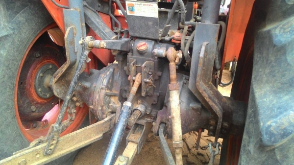 KUBOTA L4508 ดันหน้ารถเดิมๆสภาพดี 240,000 สอบถาม 0818618678