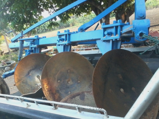 ขายผาน4CMTตัวใหม่กระทู้ยาวลูกปืนใหญ่ใบเต็ม