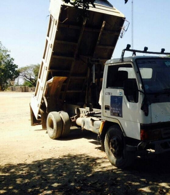 ขายด่วนครับ 6ล้อดั้ม MITSUBISHI CANTER 115 ยาง 750 .รถสวยพร้อมใช้ครับ  เอกสารก็พร้อมนะ