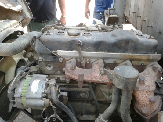 ฝากขาย 6 ล้อ NPR ห้างแท้ปี 32 สวยเดิมทุกอย่าง เครื่อง 4BD1 115 แรงม้า คัสซีสวยจัดตลอดเส้น เกียร์ยาว ทะเบียนเต็มพร้อมโอน