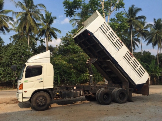 ขายรถ10ล้อดั้มพ์ HINO FM8JNLD เครื่อง 251 แรงม้า ซีรี500 ปี51 สนใจโทร 081-970-1072