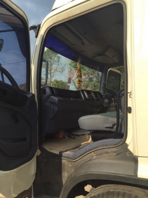ขายรถ10ล้อดั้มพ์ HINO FM8JNLD เครื่อง 251 แรงม้า ซีรี500 ปี51 สนใจโทร 081-970-1072