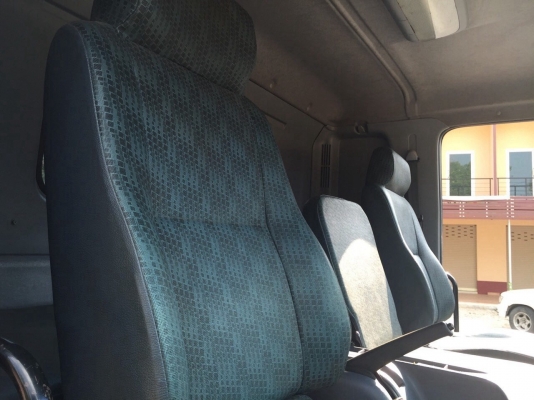 ขายรถ10ล้อดั้มพ์ HINO FM8JNLD เครื่อง 251 แรงม้า ซีรี500 ปี51 สนใจโทร 081-970-1072
