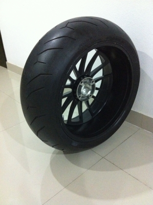 ล้อหลัง Ducati Diavel