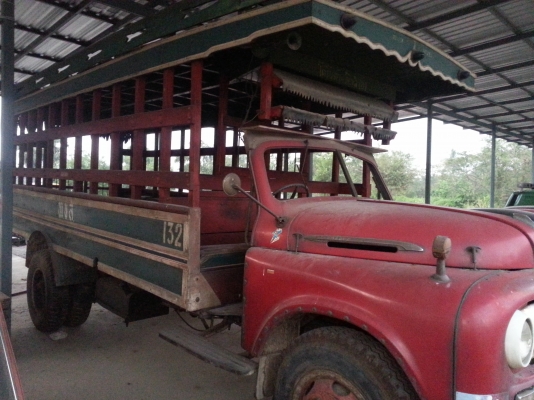 รถเมล์โบราณ 6ล้อ TOYOTA อายุกว่า50ปี สภาพสมบูรณ์มากๆ