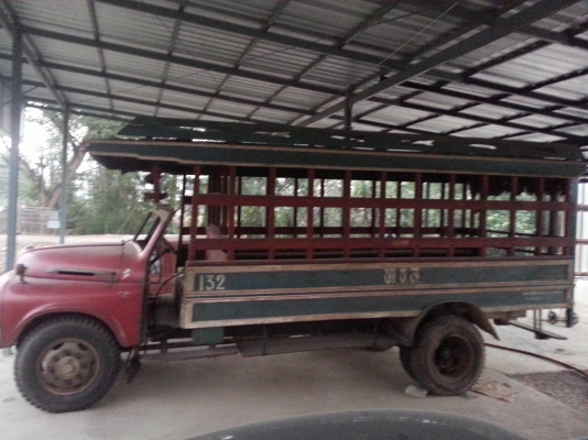 รถเมล์โบราณ 6ล้อ TOYOTA อายุกว่า50ปี สภาพสมบูรณ์มากๆ