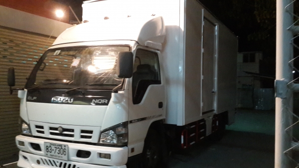 NQR 175 ปี 51  ยาว 5.5 เมตร หาใช้ไม่ผิดหวัง