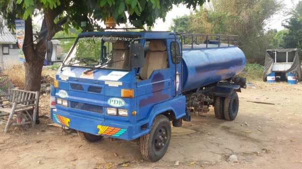 ขาย( รถบรรทุกน้ำ 6ล้อ สภาพดี พร้อมใช้งาน