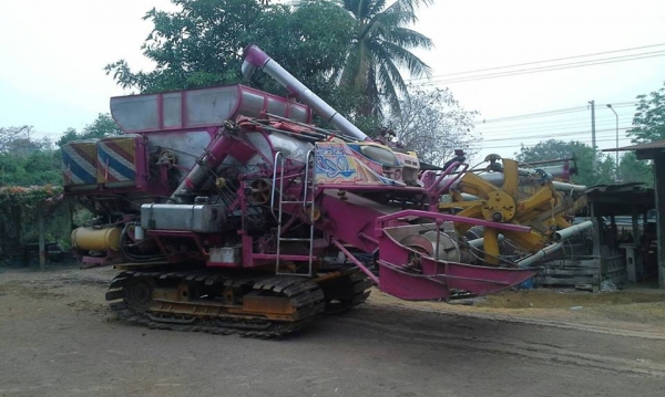 ขายรถเกี่ยวข้าว เกษตรพัฒนา195 ซุปเปอร์ไวไฟ โซ่เปลี่ยนใหม่ เครื่องดีสภาพร้อมลุยงาน ขายรถเกี่ยวข้าว เกษตรพัฒนา195 ซุปเปอร์ไวไฟ โซ่เปลี่ยนใหม่ เครื่องดีสภาพร้อมลุยงาน