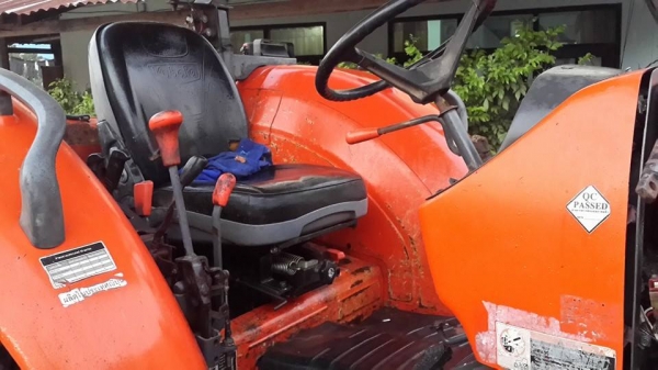 ขายรถไถKUBOTA 4WD 7040เอกสารเล่มทะเบียน 4×4สภาพเครื่องดี ปั๊มดีใช้งานได้ปกติ ขายรถไถKUBOTA 4WD 7040เอกสารเล่มทะเบียน 4×4สภาพเครื่องดี ปั๊มดีใช้งานได้ปกติ