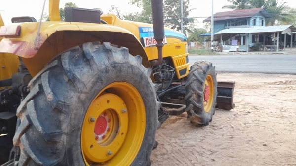 ขายรถไถ ทะเลทอง สภาพสวย55แรง 4&times;4 อุปกรณ์ครบ เอกสารเล่มทะเบียน เครื่องดีพร้อมใช้งาน