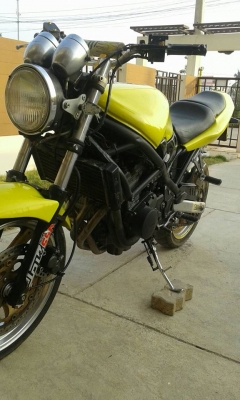 Suzuki  Bandit  250cc.  ทะเบียนแท้ พร้อมโอน ไม่ขาดต่อ