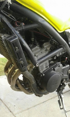 Suzuki  Bandit  250cc.  ทะเบียนแท้ พร้อมโอน ไม่ขาดต่อ