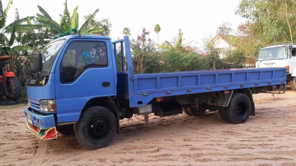 ขาย6ล้ออีซูซุNQR130เทอร์โบ อินเตอร์ ปี47 4HE1 ยาว5.5เมตร แอร์เย็น พ.เพาเวอร์ ภายในสวย แชชซีสวยเครื่องดี กระบะสวยพื้นเหล็ก ขาย6ล้ออีซูซุNQR130เทอร์โบ อินเตอร์ ปี47 4HE1 ยาว5.5เมตร แอร์เย็น พ.เพาเวอร์ ภายในสวย แชชซีสวยเครื่องดี กระบะสวยพื้นเหล็ก