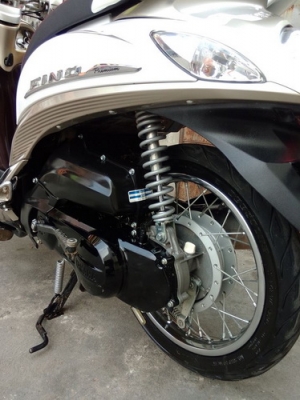 New Fino FI Premium (Classic) รถปลายปี56 ประหยัดน้ำมัน สวยๆครับ