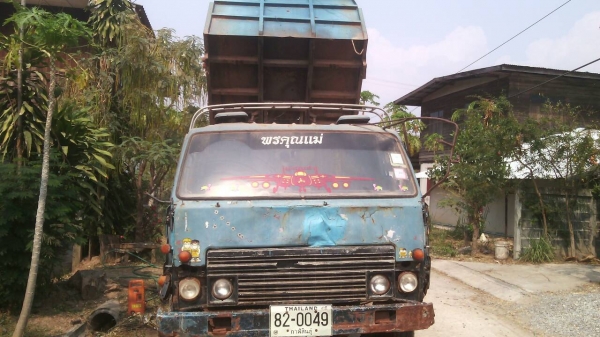 ขายหกล้อดั๋ม Fหน้าหลัง พร้อมเกียร์สโลว์ สุดถูกพร้อมใช้งาน ขายหกล้อดั๋ม Fหน้าหลัง พร้อมเกียร์สโลว์ สุดถูกพร้อมใช้งาน