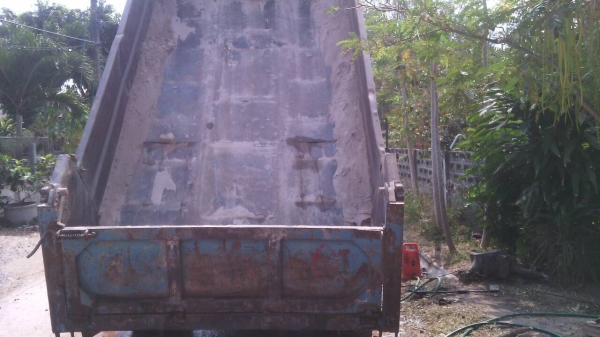 ขายหกล้อดั๋ม Fหน้าหลัง พร้อมเกียร์สโลว์ สุดถูกพร้อมใช้งาน ขายหกล้อดั๋ม Fหน้าหลัง พร้อมเกียร์สโลว์ สุดถูกพร้อมใช้งาน