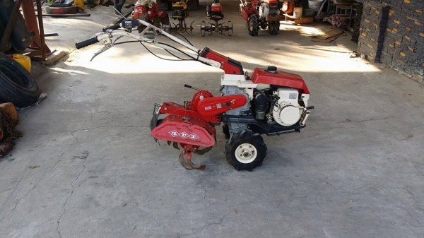 รถพรวนดิน  ISEKI  300 เก่าญี่ปุ่น  ขนาด 3 แรง  เครื่องยนต์ติดง่าย  สภาพสวย