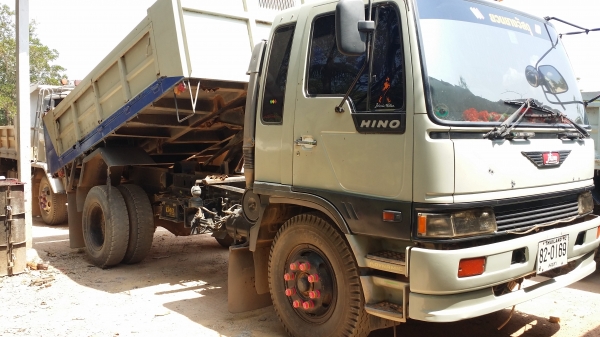 Hino 195 สิงไฮเทค Hino 195 สิงไฮเทค