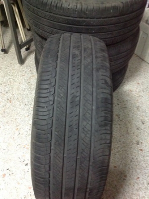 ยางBridgestoneขอบ16 ใส่Fortuner 4เส้นสภาพดีมากครับ บางกะปิ กรุงเทพ