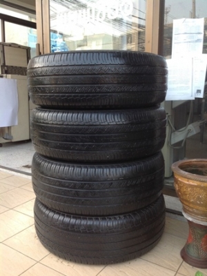 ยางBridgestoneขอบ16 ใส่Fortuner 4เส้นสภาพดีมากครับ บางกะปิ กรุงเทพ