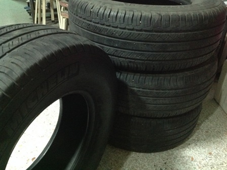 ยางBridgestoneขอบ16 ใส่Fortuner 4เส้นสภาพดีมากครับ บางกะปิ กรุงเทพ