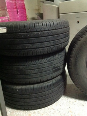 ยางBridgestoneขอบ16 ใส่Fortuner 4เส้นสภาพดีมากครับ บางกะปิ กรุงเทพ