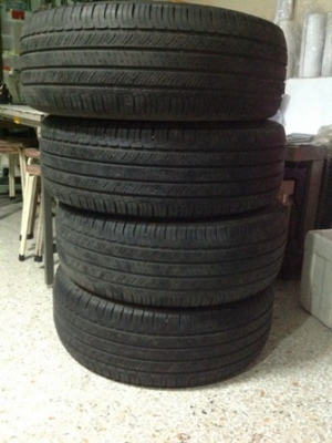ยางBridgestoneขอบ16 ใส่Fortuner 4เส้นสภาพดีมากครับ บางกะปิ กรุงเทพ
