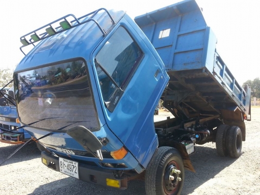 ขาย6ล้อดั้มISUZU NPR 115แรง เครื่องดี4BD1 115แรง คัชซีสวยNPR59LU5M ปี37 เฟืองท้ายF เกียร์สั้นแท้ ภายในสวย ยางดี สภาพพร้อมใช้งาน เอกสารพร้อมโอน  สนใจโทร090-8588220คุณนะ ID:narong498 หรือwww.truck.in.th/498 หรือFB:ณรงค์ ซื้อขายรถมือสอง(เว็บไซต์ส่วนตัว) จัดไ