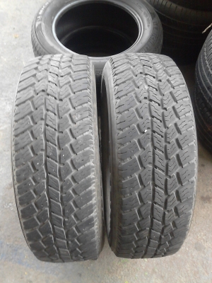 235/65R17 ROADSTONE ROADIAN  ATII  มี 2 เส้น  ปี 2012  TEL.081-427-3941
