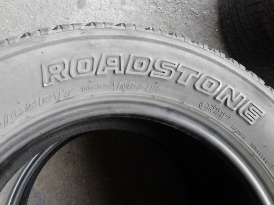 235/65R17 ROADSTONE ROADIAN  ATII  มี 2 เส้น  ปี 2012  TEL.081-427-3941