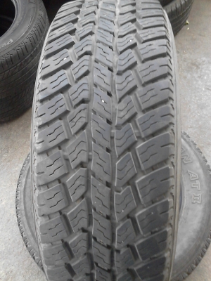 235/65R17 ROADSTONE ROADIAN  ATII  มี 2 เส้น  ปี 2012  TEL.081-427-3941