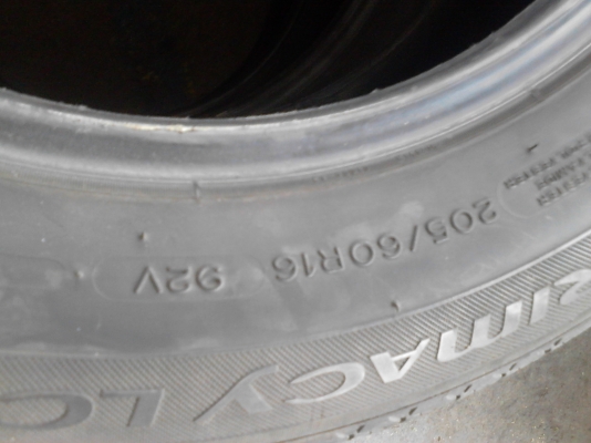 205/60R16 MICHELIN PRIMACY CL ปี2012  ชึุด 4 เส้น TEL.081-427-3941