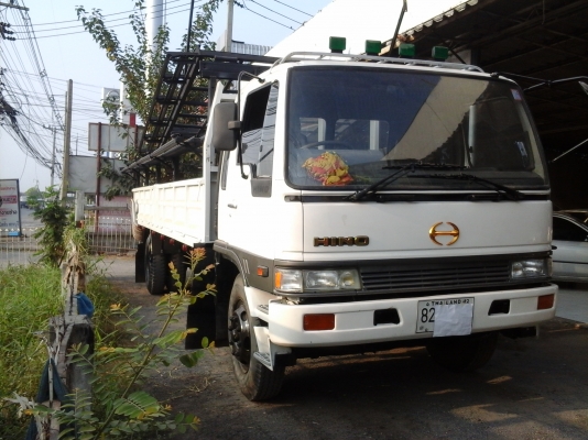 ขาย  6 ล้อ/ฮีโน่ รถขนฟาง