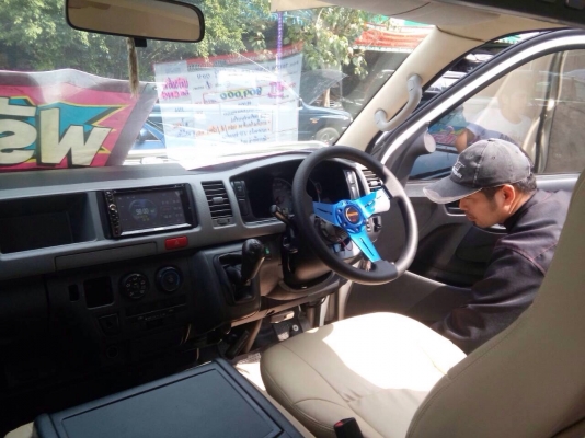 ขายค่ะ TOYOTA  commuter. 2.7. CNG   2011. VIP สวยคัดเว่อร์ โทร0922726669