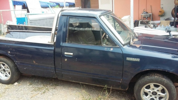 ขาย dutsun 720 ขาย dutsun 720