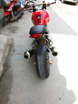 ขาย Ducati m900 IE 2001-02 ระบบหัวฉีด ประหยัดน้ำมันสุดๆ  อินวอย สรรพสามิตรแท้ รถสภาพตามรูป สีแดง สด ไม่มีตำหนิ มีครอบเบาะหลังให้  ท่อผ่าเสียงลั่นๆ สภาพเครื่องยังฟิต  รอบจัดจ้าน วิ่งทริปสบายๆ ไม่มีเยิ้ม สมบูรณ์มาก ได้ไปเติมน้ำมันขับยาวๆ ขอขายที่ 120000  ดู