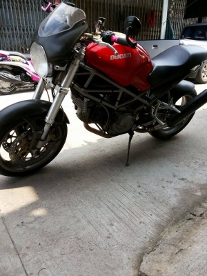 ขาย Ducati m900 IE 2001-02 ระบบหัวฉีด ประหยัดน้ำมันสุดๆ  อินวอย สรรพสามิตรแท้ รถสภาพตามรูป สีแดง สด ไม่มีตำหนิ มีครอบเบาะหลังให้  ท่อผ่าเสียงลั่นๆ สภาพเครื่องยังฟิต  รอบจัดจ้าน วิ่งทริปสบายๆ ไม่มีเยิ้ม สมบูรณ์มาก ได้ไปเติมน้ำมันขับยาวๆ ขอขายที่ 120000  ดู