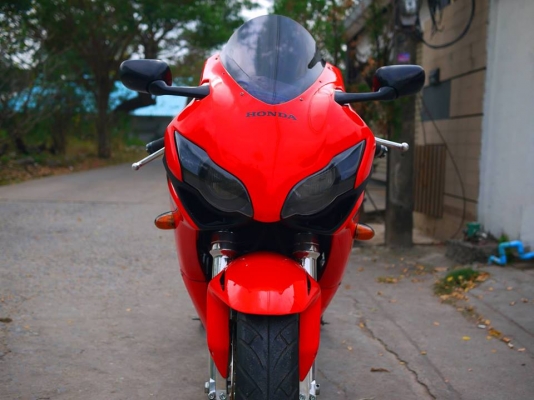 ขาย Nc30 พร้อมทะเบียนแท้ แฟริ่งหน้า Cbr1000 08 แฟริ่งท้าย Rc212 เครื่องสดๆ รถสวยมาก