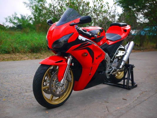 ขาย Nc30 พร้อมทะเบียนแท้ แฟริ่งหน้า Cbr1000 08 แฟริ่งท้าย Rc212 เครื่องสดๆ รถสวยมาก