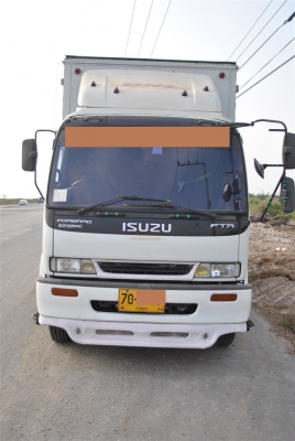 ขาย 6 ล้อ Isuzu FTR200 ปลายปี 46 ตู้10บาน 7.2 เมตร วิ่งน้อย (Deca)